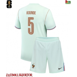 Frankrike Jules Kounde #5 Borta Kläder Barn VM 2026 Kortärmad (+ Korta byxor)
